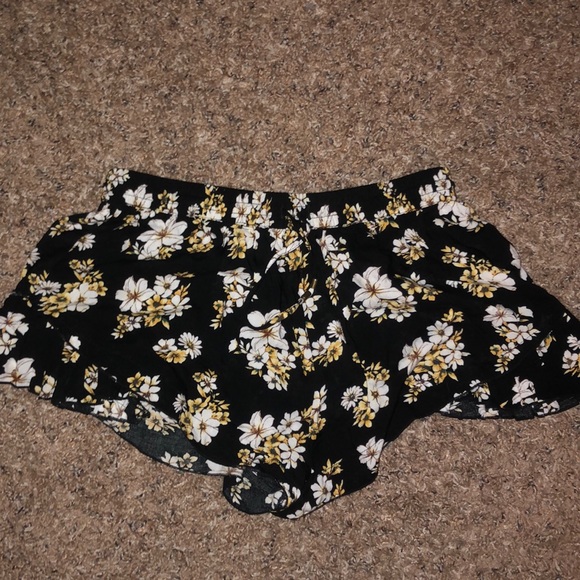 Forever 21 flow shorts - Picture 1 of 1